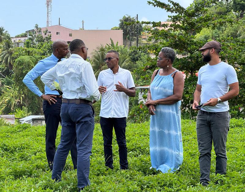 Le 7 août dernier, le président de CAP Nord Martinique, Bruno Nestor Azérot, était en visite au Lorrain.